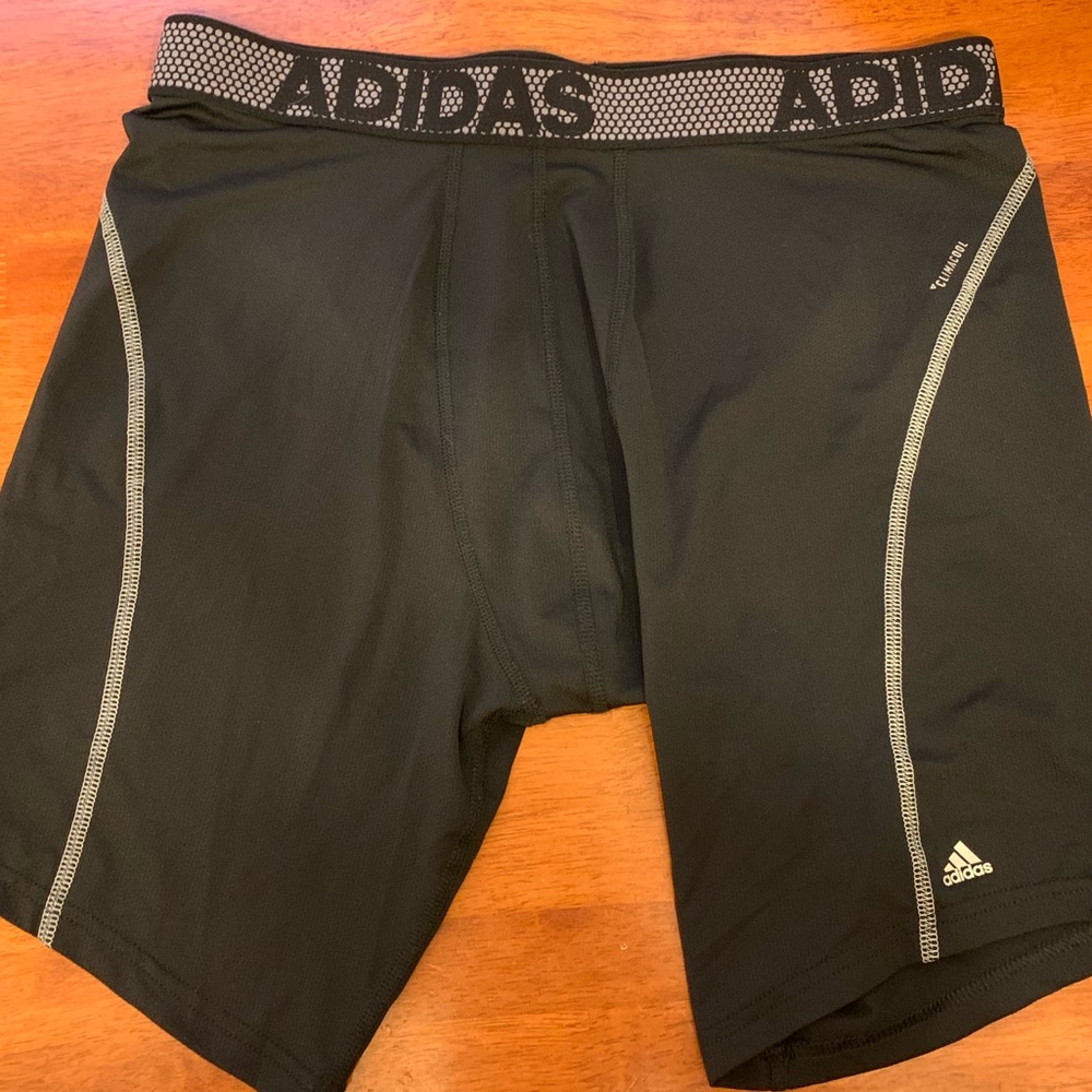 Men’s XL Adidas compression shorts